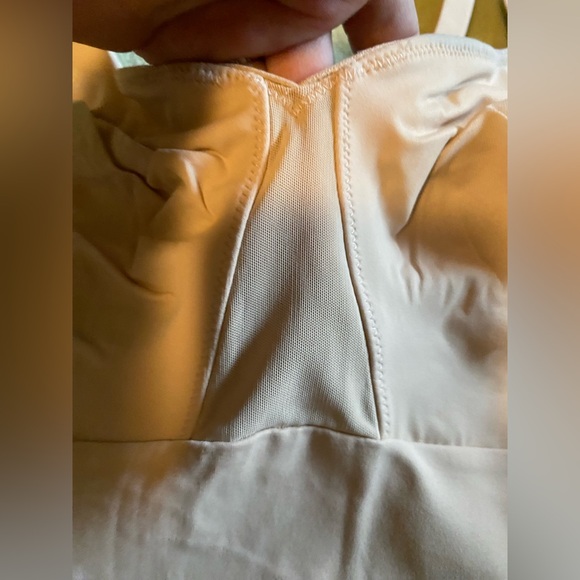 Ruby Ribbon Light blush Shapewear Camisole - Picture 3 of 4